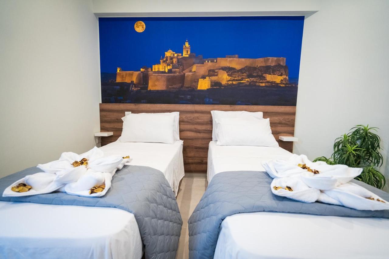 Red Rose Apartment Marsalforn Bagian luar foto