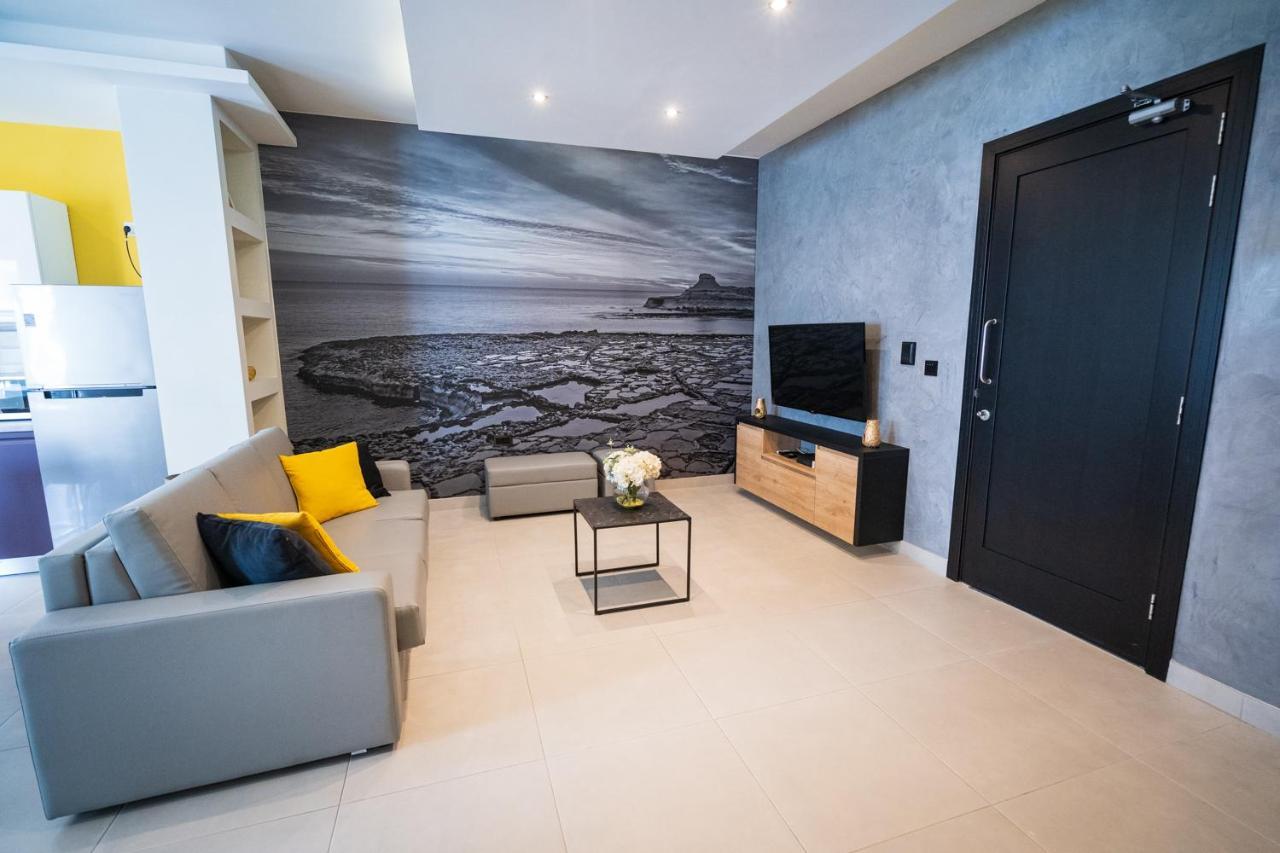 Red Rose Apartment Marsalforn Bagian luar foto