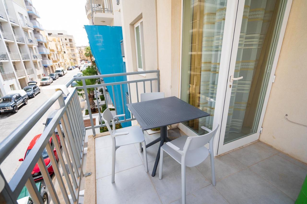 Red Rose Apartment Marsalforn Bagian luar foto