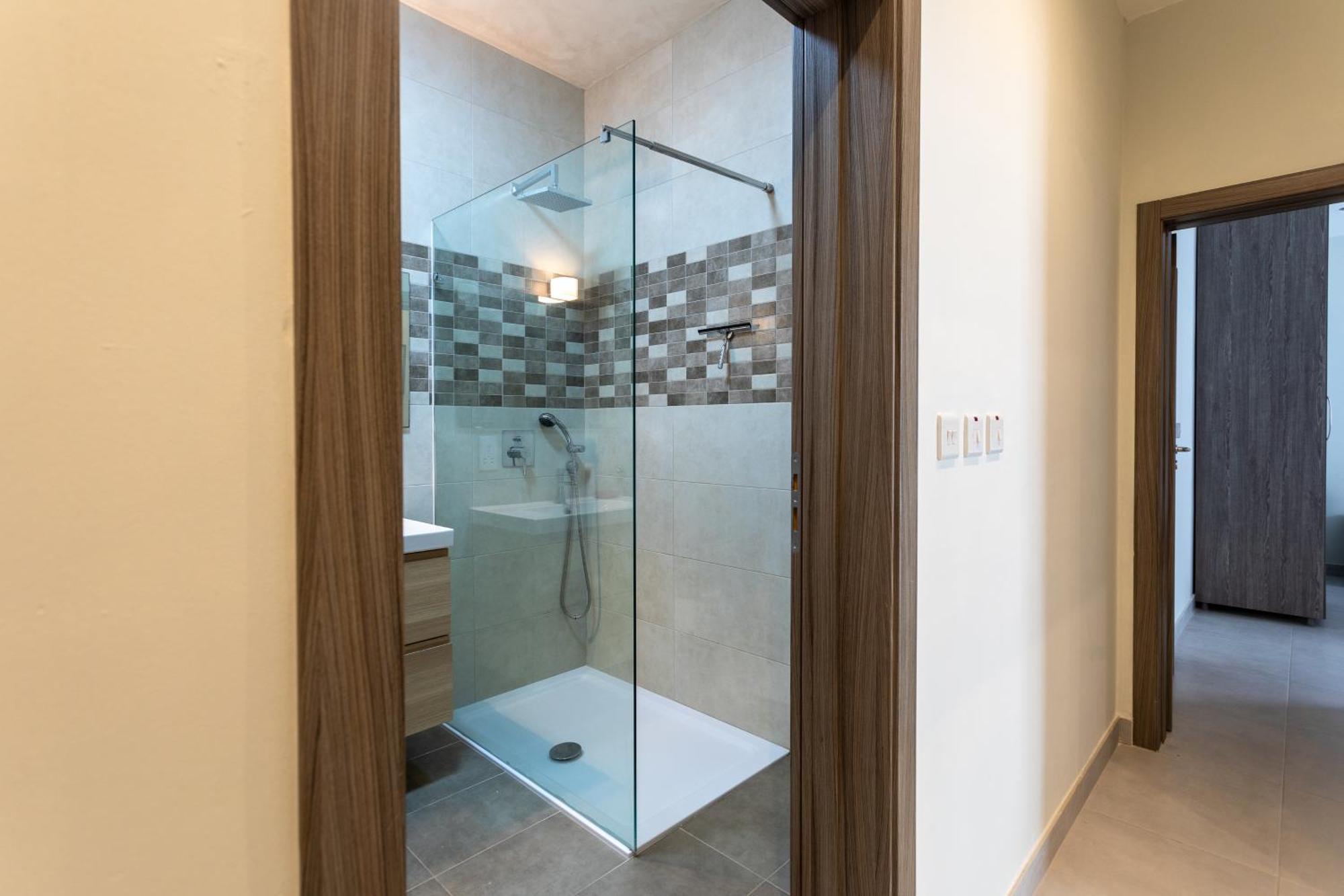 Red Rose Apartment Marsalforn Bagian luar foto