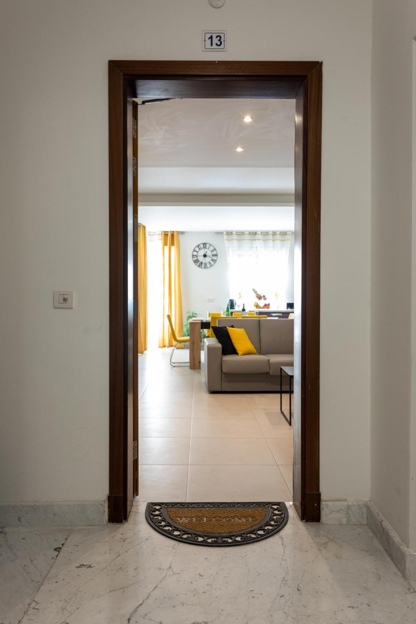 Red Rose Apartment Marsalforn Bagian luar foto