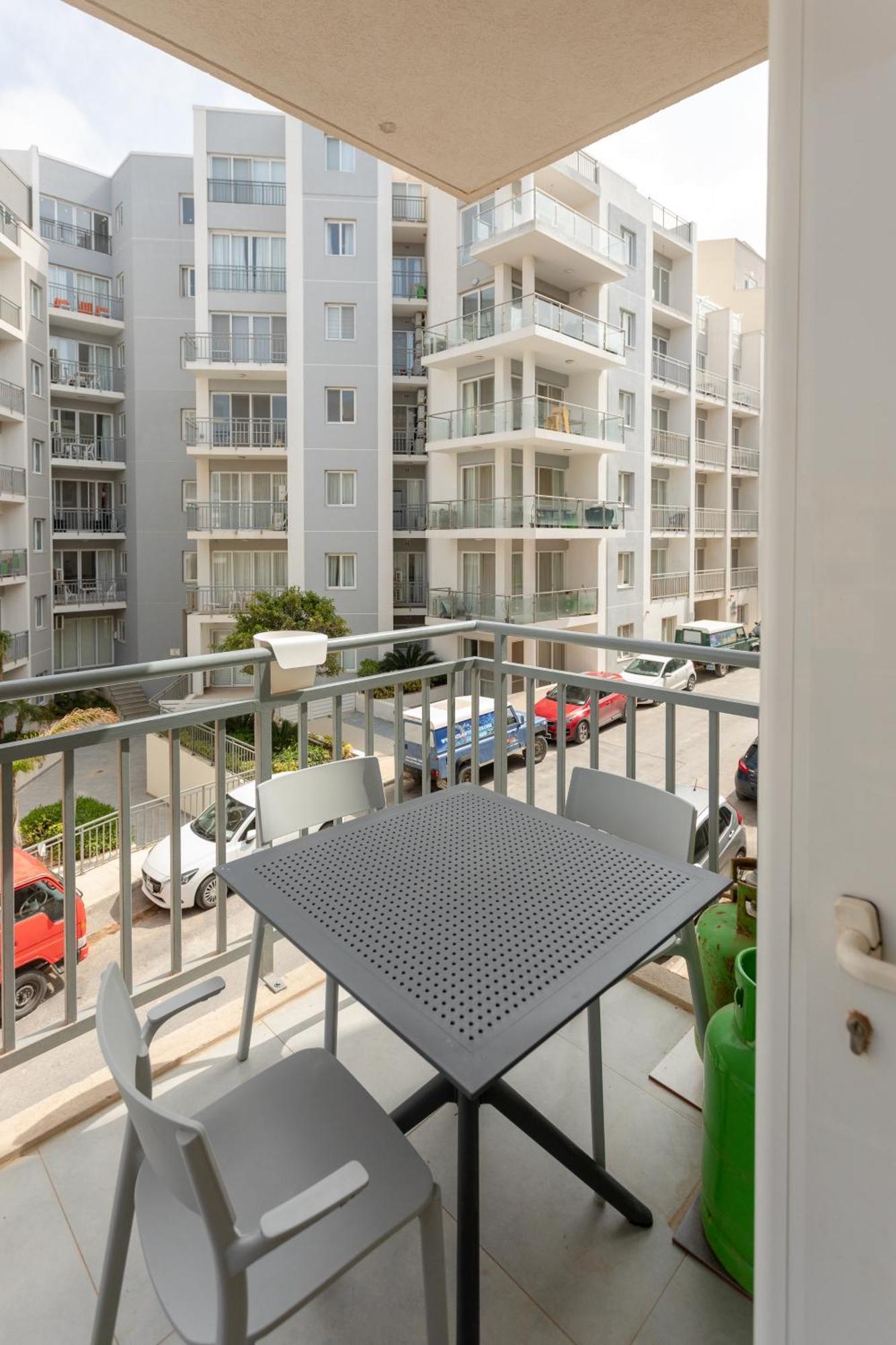 Red Rose Apartment Marsalforn Bagian luar foto