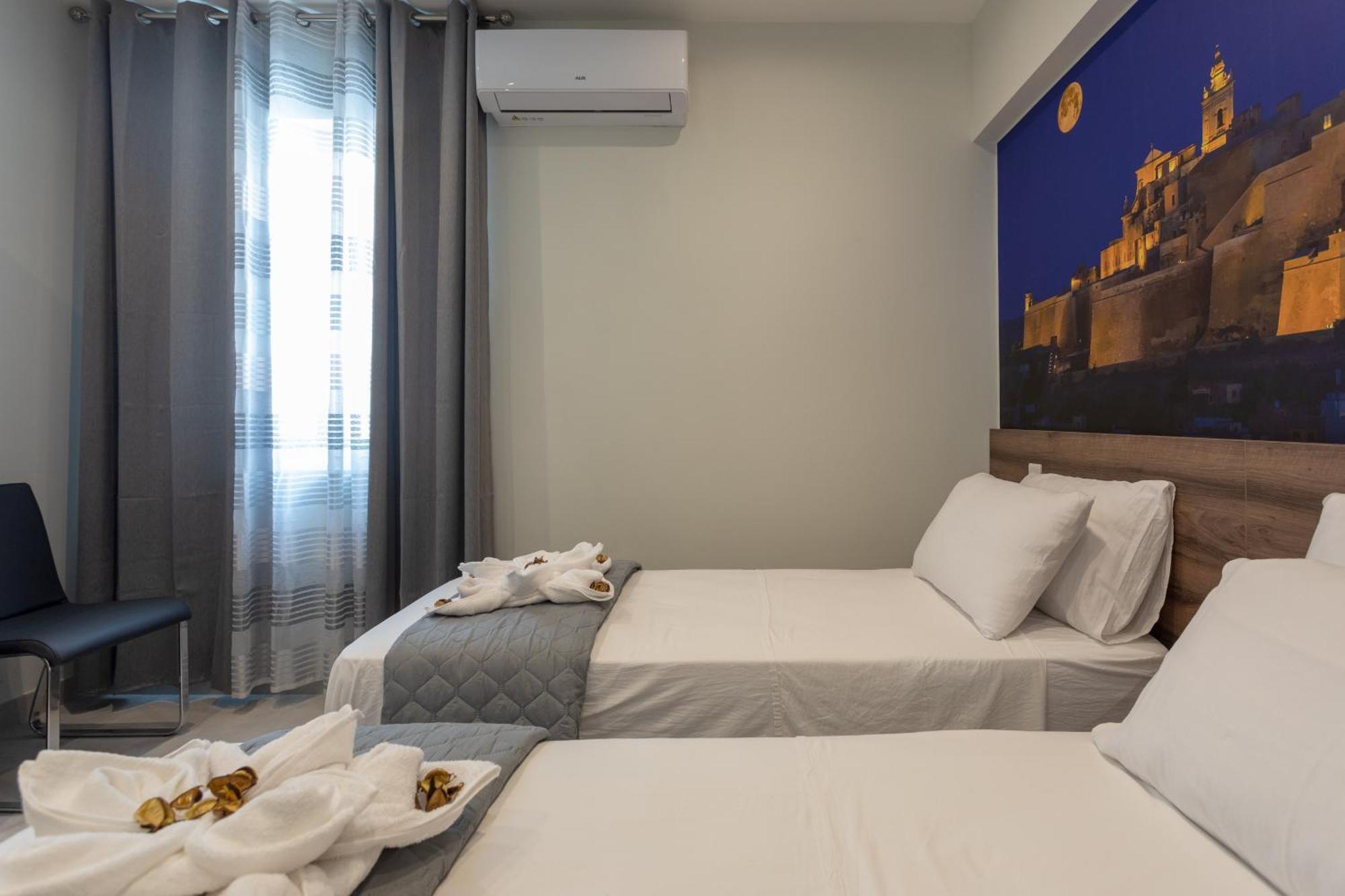 Red Rose Apartment Marsalforn Bagian luar foto